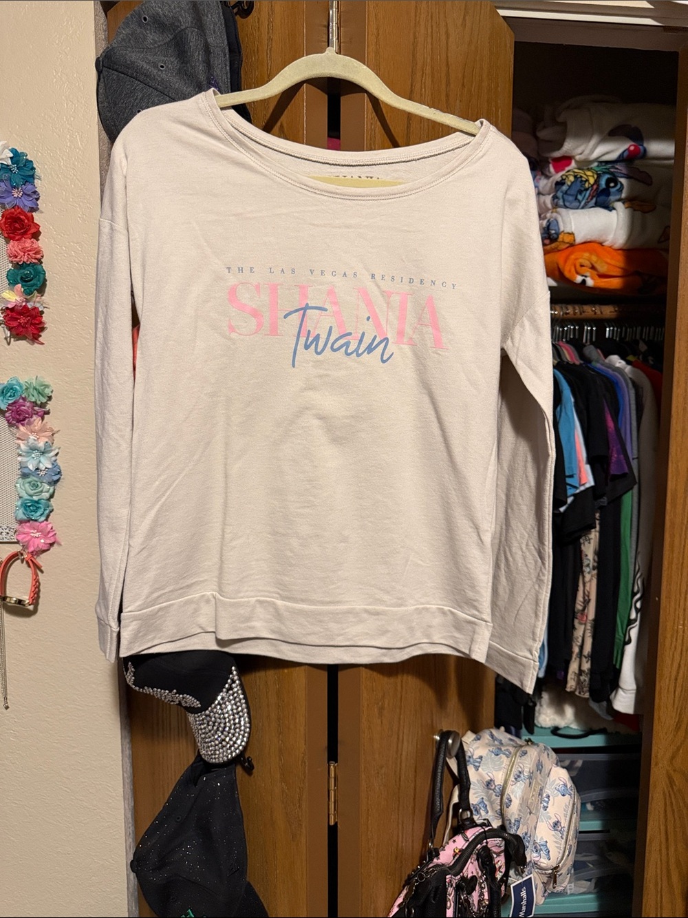 Shania Twain Women's Long Sleeve Tee - Light Pink
